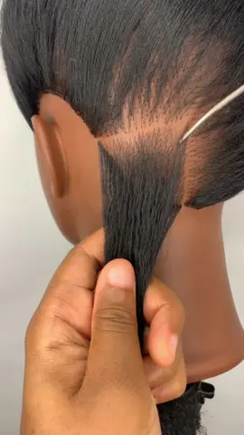 #braiding #tutobraids #tutohair #hair #hairforwomen #boxbraids #haircut #hairstyle #hairstylist #fauxlocs #fauxlocstutorial #hairtutorial #bohemianbraids #hairforblackwomen #braidstyles #braider 