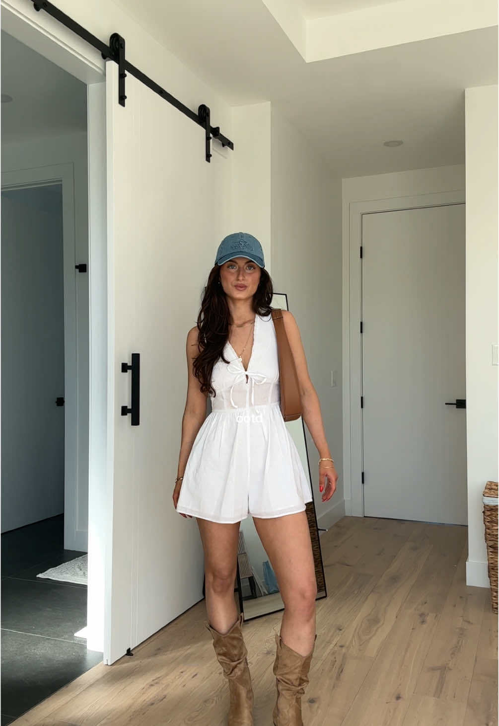 The cutest romper 🤍 #outfitinspo #casualoutfitideas #summeroutfit #countryconcertoutfit 