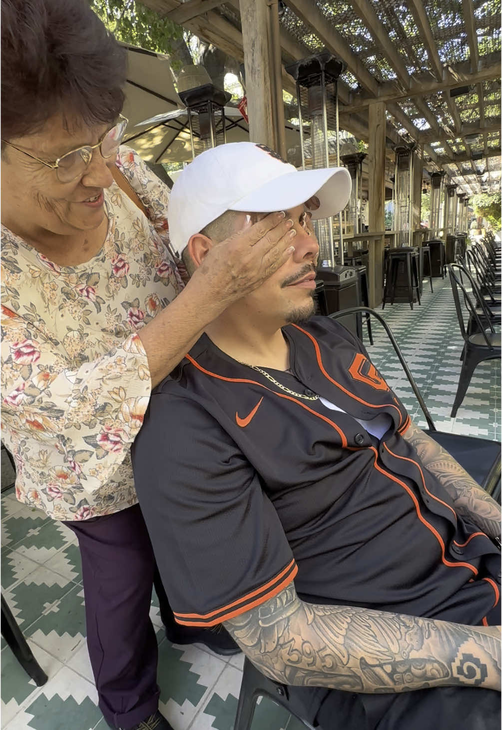 Ya le llegó su regalito desde 🇲🇽 🥺🤍 the best gift I could’ve given him. He truly deserves all the love in the world.  🥺