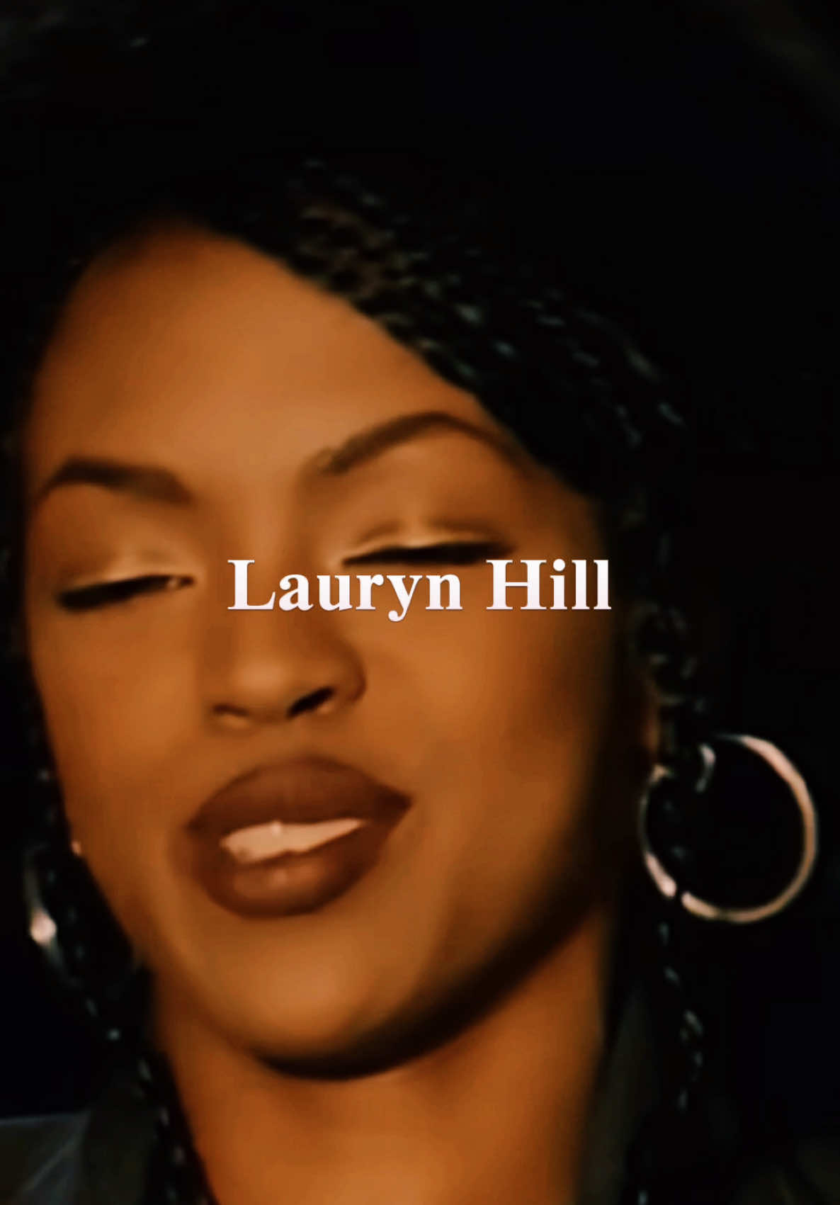 Quem é Lauryn Hill? Conheça um pouco da história dessa cantora e rapper confirmada no The Town 2025 que em poucos anos fez história na indústria musical! ✨ @The Town Festival  #laurynhill #mslaurynhill #thetown #thethown2025 #festivais #festival #rockinrio #culturapop