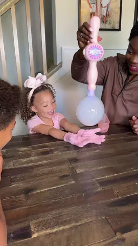 We had too much fun with this. Their minds were blown.  #bubbles #bubblemachine #kidstoys #toysforkids #summerfun #funforkids 