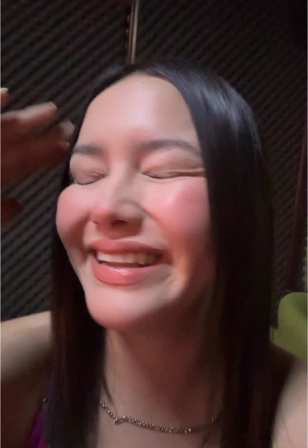 Q lindo no te me vuelvas a acercar x favor 🫶🏻🫰🏻✨  #detalle #reservado #humor #comedia #traiasmorra #miapa  Igdenyalopezca fb Denya Lopez 