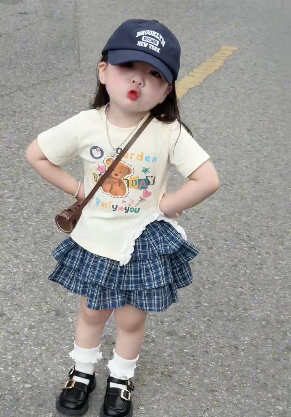E có nhiều đồ xinh lắm nè. Vào trang lựa các c uii🥰🥰#thoitrangtreem #phoidoxinh #quanaotreem #embedangyeu #setbegai #vaybegaixinh #quanaobegai #embedethuong #xuhuong #vaybegai #thinhhanh 