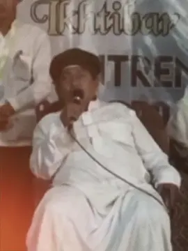 pengasuh pondok pesantren addasuqi KH.AHMAD FAKHRURROZI BIN BAQIR BIN ADDASUQI.