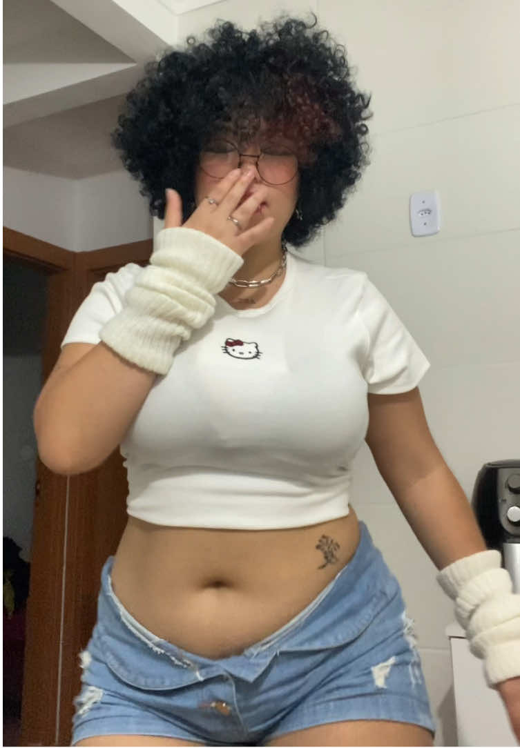 Dc: @𝑹𝒂𝒉𝒆𝒍𝒂♡ #junnietiktok #gordinha #dancinha #fyp #🍪 #cintura 