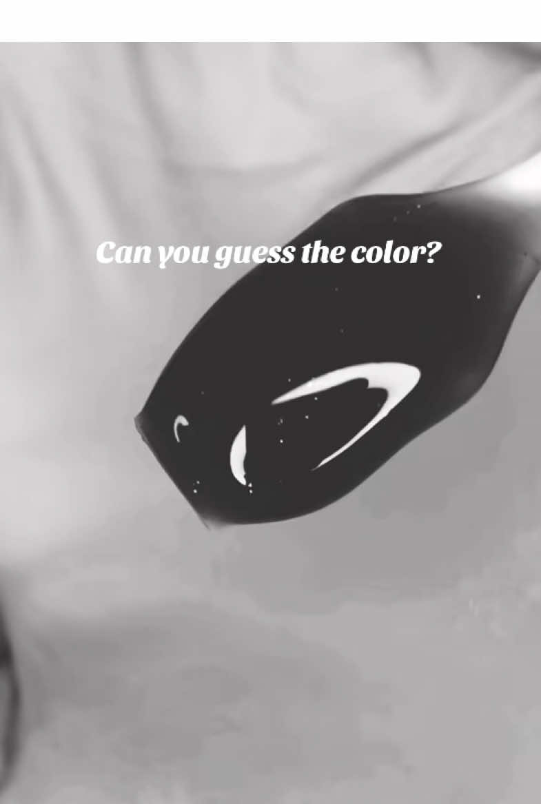 Comment down below if you think you got out!☀️ #guessinggame #lipglossobsession #lipglosscollection #whatsthecolor #lipglosscolorreveal #colorreveal #fyp #virallll