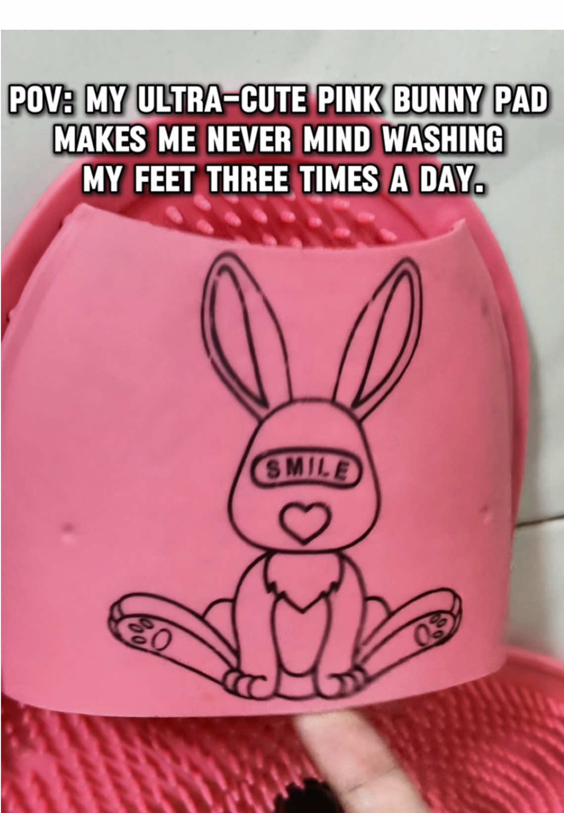 Washing feet now🕺💃💫✨#foot #footcleaning #odorremoval #fpy #musthave #mat #BodyHack #TikTokViral 