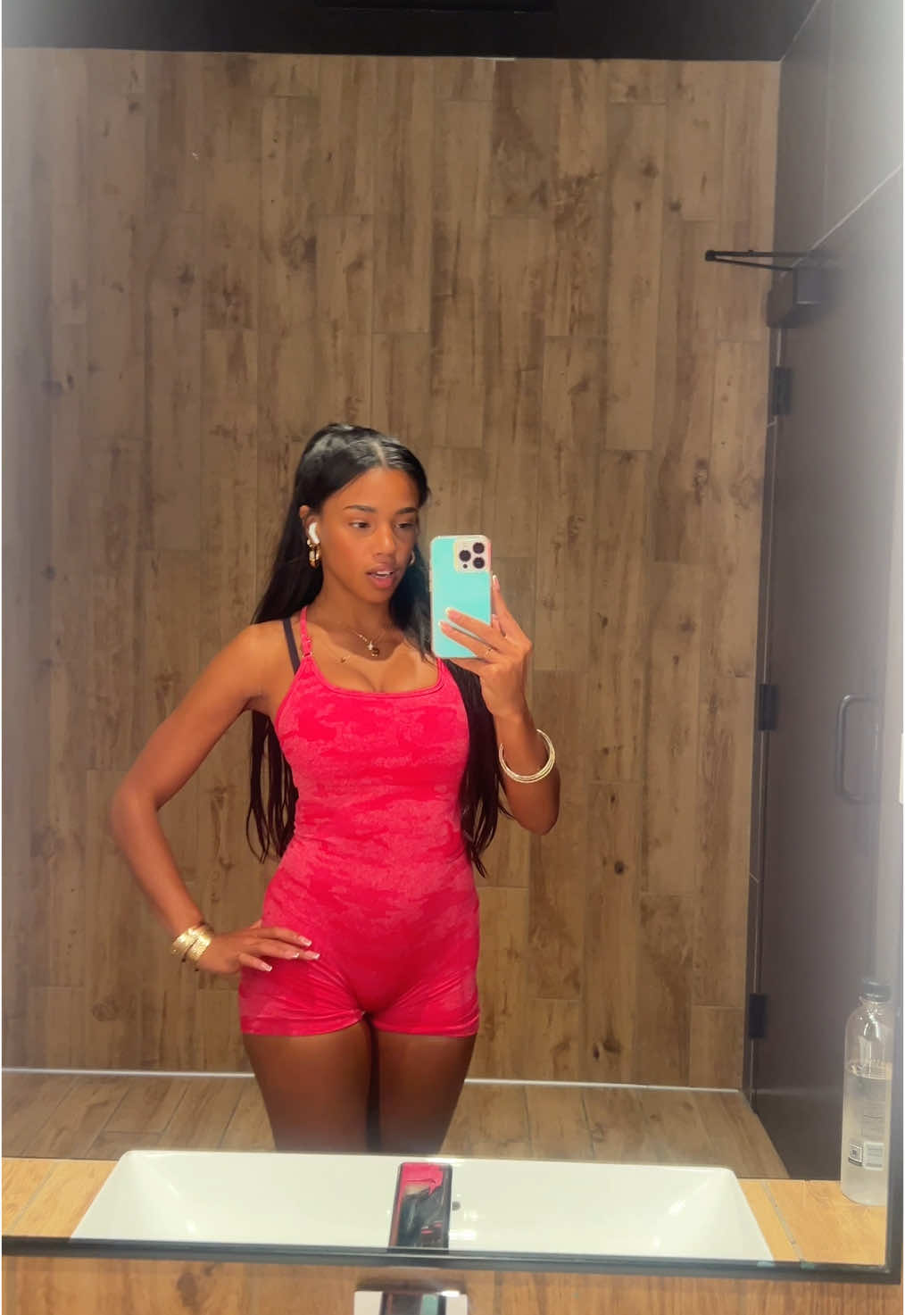 Did you know that dressing cute to the gym increases productivity by 46%. It’s a fact, look it up