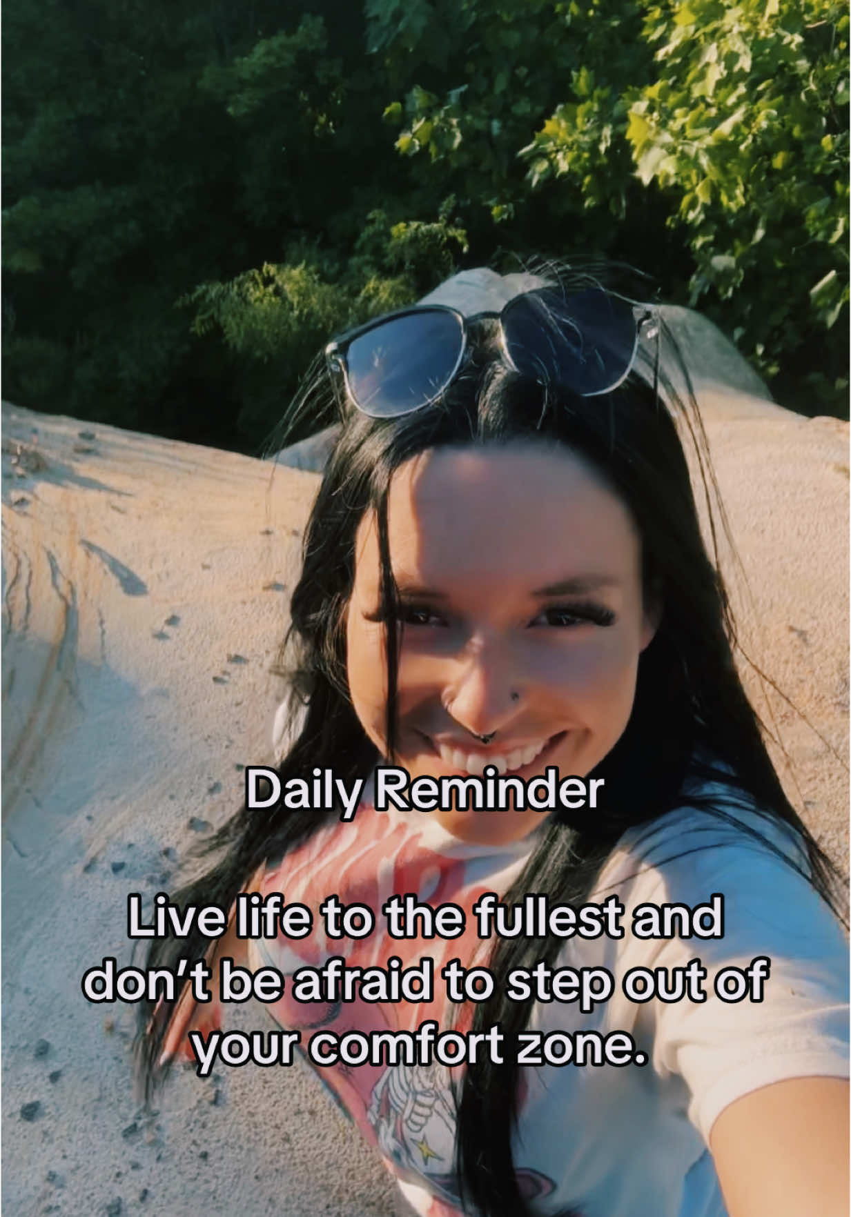 Faced my #fear of #heights when #mudding This was over a 300ft drop off this rock I climbed onto lol. Can’t believe I did it. #gothgirl #countryliving #countrylife #Hiking #nature #positiveaffirmations #positivevibes #dailyreminder #motivationalquotes 