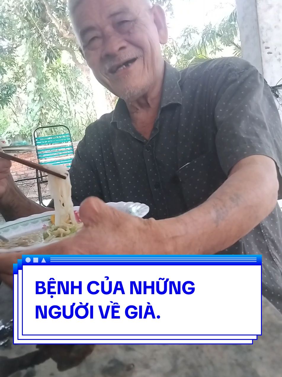 Người cao tuổi là vậy. Thật đáng yêu ông 10#cơm #DULICH #lễ #tưthien #benphathuangiang #QUEHUONG #troctaixe #mienphi #bún #phở #cháo #bolero #đôngtay #nhacchay 