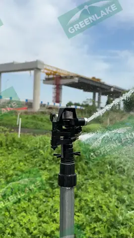 XF1009-01 Aspersor agrícola de ângulo ajustável com dois bicos de cobre #IrrigationSprinkler #WateringSprinkler #GardenSprinkler #AspersordeRiego #RociadordeAgua #ArroseurdIrrigation #ArroseurdeJardin #Beregnungssprinkler #Bewässerungssprinkler #IrrigatoreaSprinkler #Irrigatore #AspersordeIrrigação #RegadorAutomático #Оросительныйспринклер #Поливальныйспринклер #灌漑スプリンクラー #散水スプリンクラー #관개스프링클러 #물뿌리개스프링클러 #مرشةالري #نظامريبالرشاشات #SulamaSprinkleri #Beregeningssproeier #Bevattningsspridare #ZraszaczeNawadniające #สปริงเกลอร์ชลประทาน