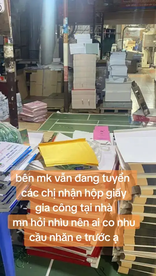 Nhà mình ơi E Cần người nhận Túi Giấy về  Gấp dán,việc làm  ổn định lâu dài . e trả lương ngày  ( xa e có thể giao).#mebim #vieclamtainha #vieclammebim #vieclam #giaconghopgiay 