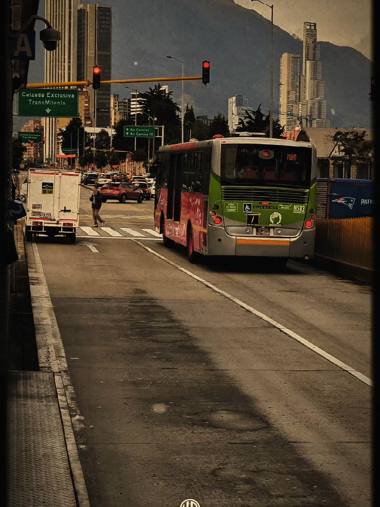 #rap #hiphop #hiphopmusic #rolitaschidas #crackfamily #cejaznegraz #🇨🇴 #bogota #ciudad #fyp #parati #foryou #heybans #momentos @Cejaz Negraz Crack Family 