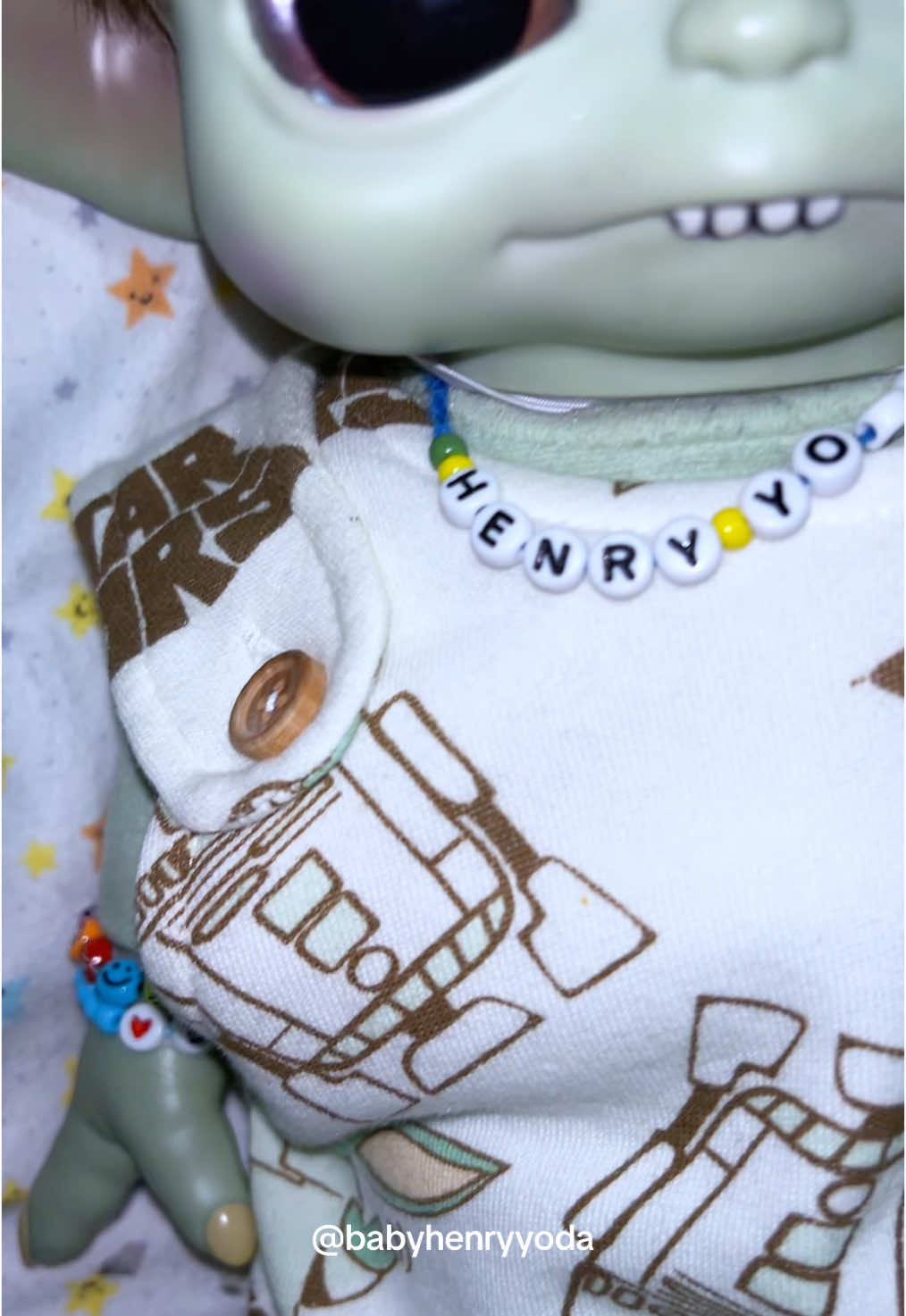 Pretty Little Baby this song is a Bop! It’s in my head 24/7!  #babyhenryyoda #starwars #mandalorian #grogu #babyyoda💚 