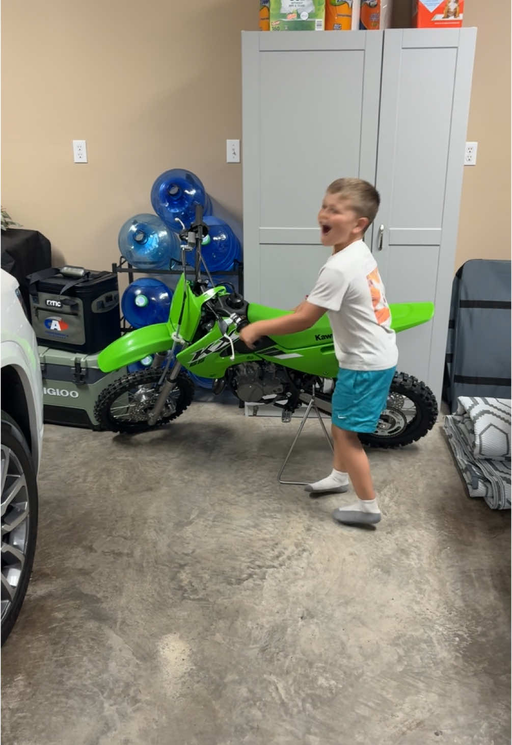 We surprised Griffin with new #KX65 #gnccracing 