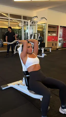 1. Seated Barbell Overhead Triceps Extension “Sit on a bench, hold the barbell overhead with both hands. Lower it behind your head, then press up. Targets the long head of the triceps. 3–4 sets, 10–12 reps.” ⸻ 2. Seated Dumbbell Overhead Triceps Extension “Sit tall, hold one dumbbell overhead with both hands. Lower it behind your head, then extend arms fully. Great for isolating triceps. 3–4 sets, 10–12 reps.” #Fitness #personaltrainer #tiktok #viralvideo #equinox #fit #newworkouts #armsday💪 #biceps #chestdaybestday 