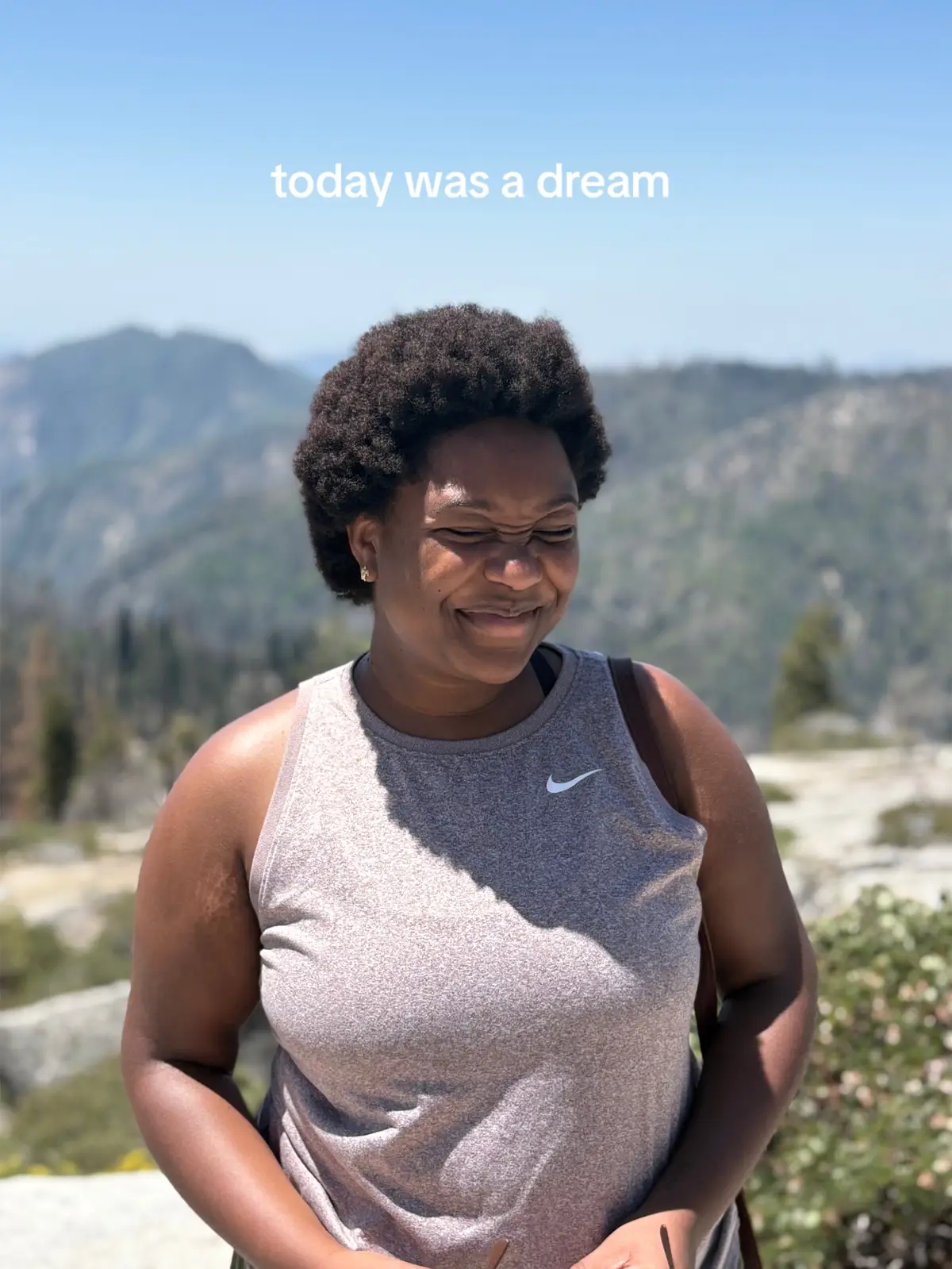 girl my legs are tired but the views were worth it🥰 #Hiking #california #sequoia 