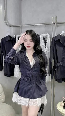 Set áo sơ mi kẻ kèm bell#setdoxinh #setdohottrend #xuhuongtiktok #macdepmoingay #outfitideas #tiktokviral 