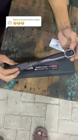 Membalas @herbin.tarigan ready kunci torsi apr 1/4 inch ap151 !!  #kuncitorsi #kunci #kuncirachet #apr #ap151 #tools #powertools #tukang #bengkel #mandor #proyek #mekanik #mekaniktiktok #fyppppppppppppppppppppppp #fypage 