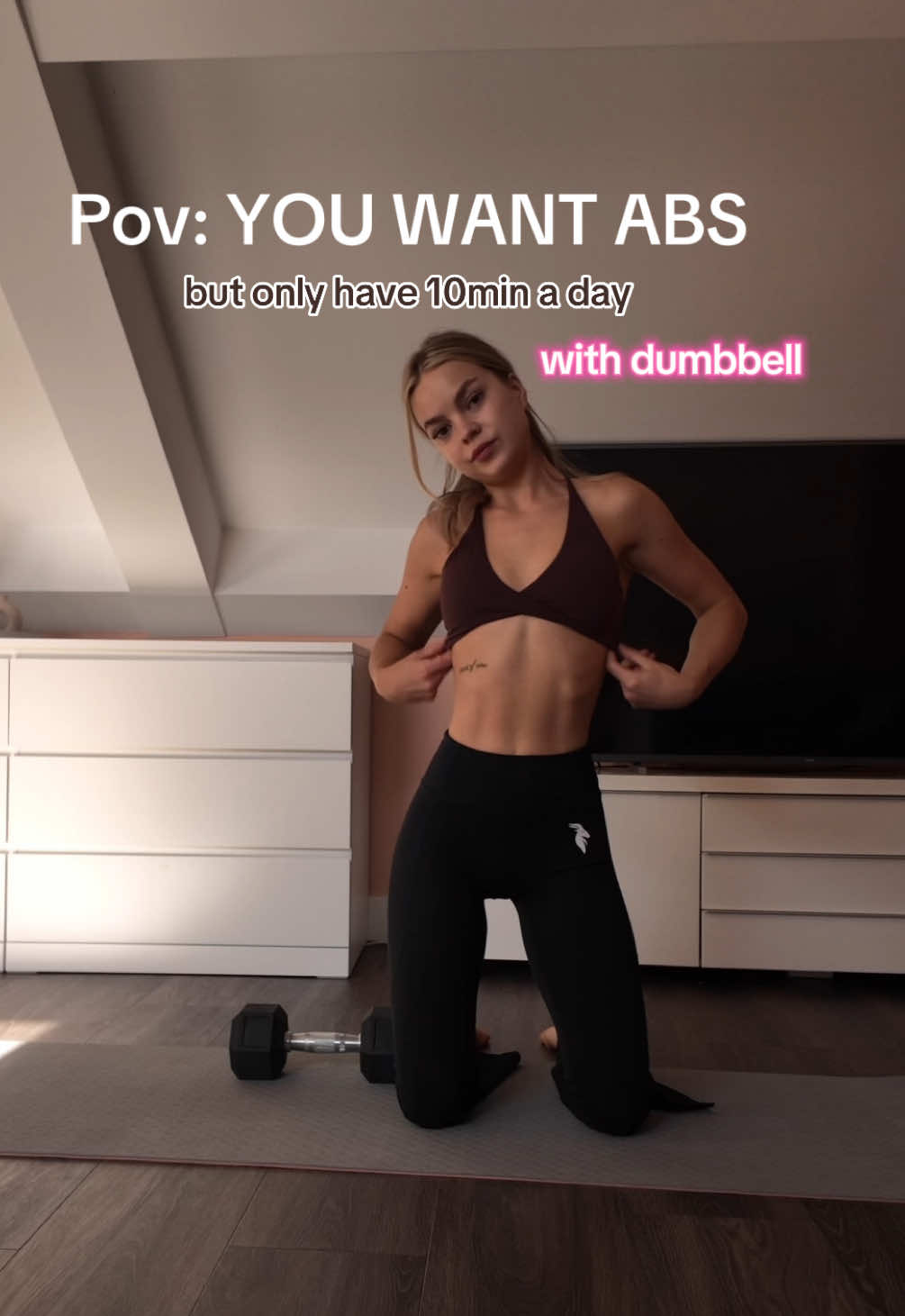 This is proof that you don’t need to train your abs for a hours 🫶🏼🤍  If you’d like more content and want to support me, 🔗 is in my bio.✨ #athomeworkout #absworkout #workoutmotivation #homeworkout #abs #summerbody 