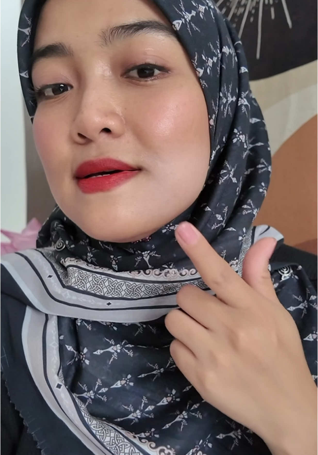 #carslan #cloudtouchsunscreen #sunscreen #sunscreenfoundation #waterproofsunscreen #carslansunscreen #wanighan 