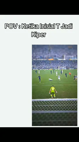 Ketika Inisial T Jadi kiper🗿  #goalkeeper #football #hobi #xybca #foryoupage #bismillahfyp #bismillahrame #semogafyp #semogarame #martinez #sepakbola #sepakbolaindonesia #fypage #fyppppppppppppppppppppppp 