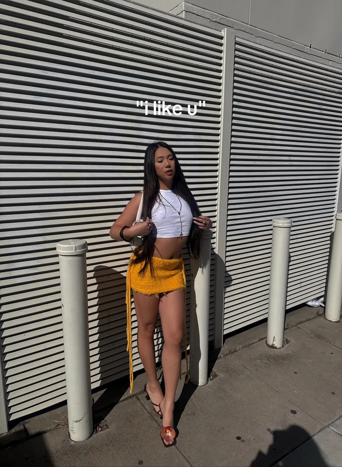 i look normal but i promise i’m not lmao 