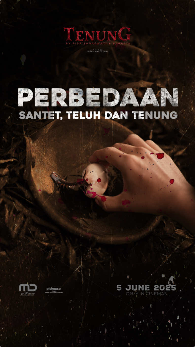Masih banyak yang bertanya, bedanya Teluh, Tenung, dan Santet..  Tenung sendiri adalah ilmu sihir yang digunakan untuk mencelakai seseorang Film Tenung tayang di bioskop 5 Juni 2025🐈‍⬛ #Tenung #FilmTenung #KisahTenung