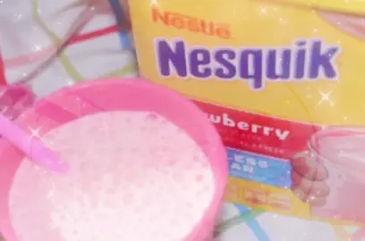 Inspo from @ray #pink #milk #strawberry #strawberries #fyp #viral #nesquik #yummy #drink #xyzbca #measf #tiktok #zyxcba @J🎰 