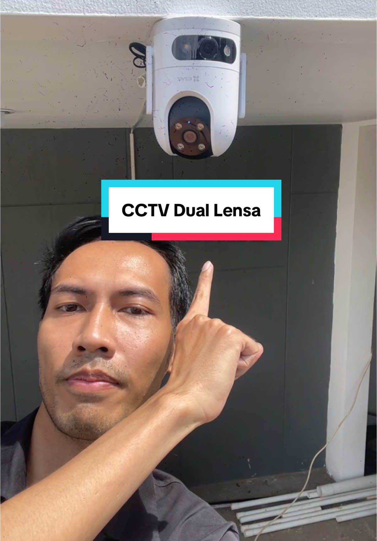 Kalau dihitung-hitung, ternyata banyak yah fitur menarik di CCTV EZVIZ H9c Dual ini. Penggunaannya juga mudah kok buat kalian yang awam.  Kebeneran bakal ada Brand Day di Tiktok Shop EZVIZ tgl 21-22 Mei 2025 Diskon sampai 40% dan exclusive merchandise buat pembelian selama Tiktok Live @EZVIZ Indonesia  #LebihEazy  #LebihEazyLebihPasti  #EZVIZH9c  #CCTV  #EZVIZ 