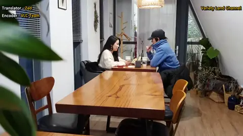 အချစ်ခြင်းတူရင် စစ်ခင်းယူကြမယ့် ဘုန်းကြီး နဲ့ သင်းအုပ် 😂😂 #shortsvideos #funnyvideos #prank #Youtube #VLC