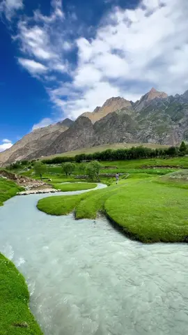 Guess the Location…?😍🏔️ Book your Slots Now 📥👉03489930504 We Organise By Road & By Air Trips I| group tours Il private tours Il Honeymoon tours Il Customised tours Il By air and By Road tours Il A: List of every week public tours to different destinations from Lahore- Faisalabad & Islamabad Our Tour Packages: 08 Days Grand Hunza + Skardu Tour 07 Days Skardu, Deosai & Basho valley 06 Days Skardu & Basho valley 05 Days Hunza-China boarder & Nalter 05 Days Fairy Meadows & Nangaparbat 03 Days Swat-Kalam & Malamjabba 03 Days Arangkel Neelum valley Kashmir 03 Days Kumrat valley Tour 03 Days Naran Kaghan  B: By air trips - 5 Days By air trip to Skardu valley - 5 Days By air trip to Hunza valley - 8 Days Hunza valley plus skardu valley For Further Details Dm us, WhatsApp +923489930504 #unfreezemyacount #travelwithshahbaz_yousaf #dildilpakistan 