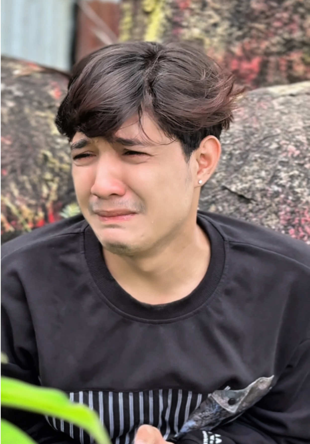 Ketika mental tidak berani dan hanya bisa terdiam melihat sahabat disakiti  (YouTube :syahrulhikmal)