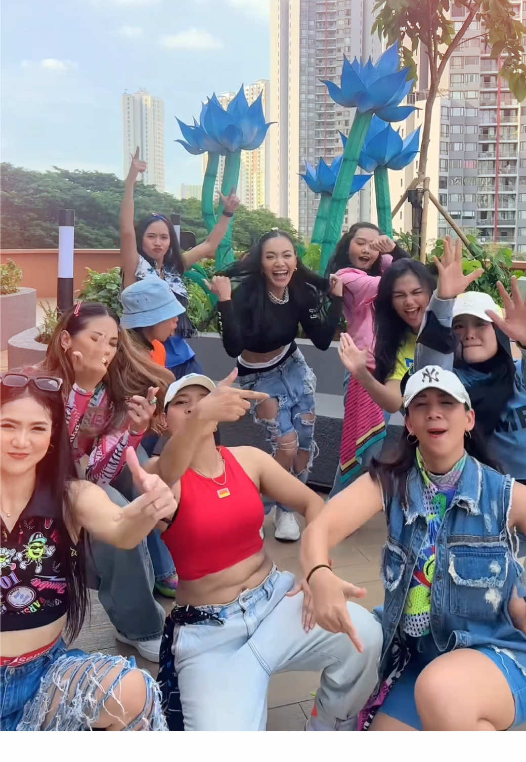 These girls 🤪😘🫶🏼🍑🤘🏼🥳 !!  #Zumba #ZumbaInstructor #ZINcommunity