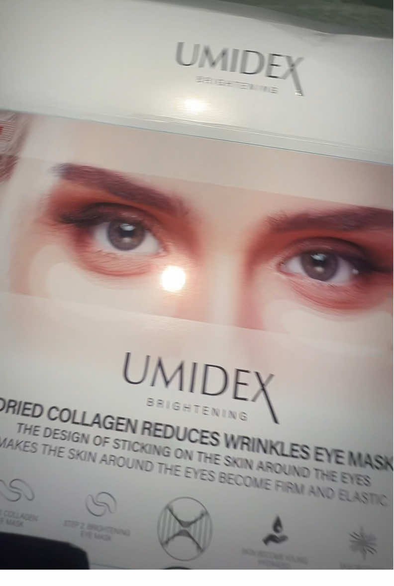 Freezed dried what… collagen eye patches ( two step) collagen freezed dried and a brightening eye mask… lets do this 