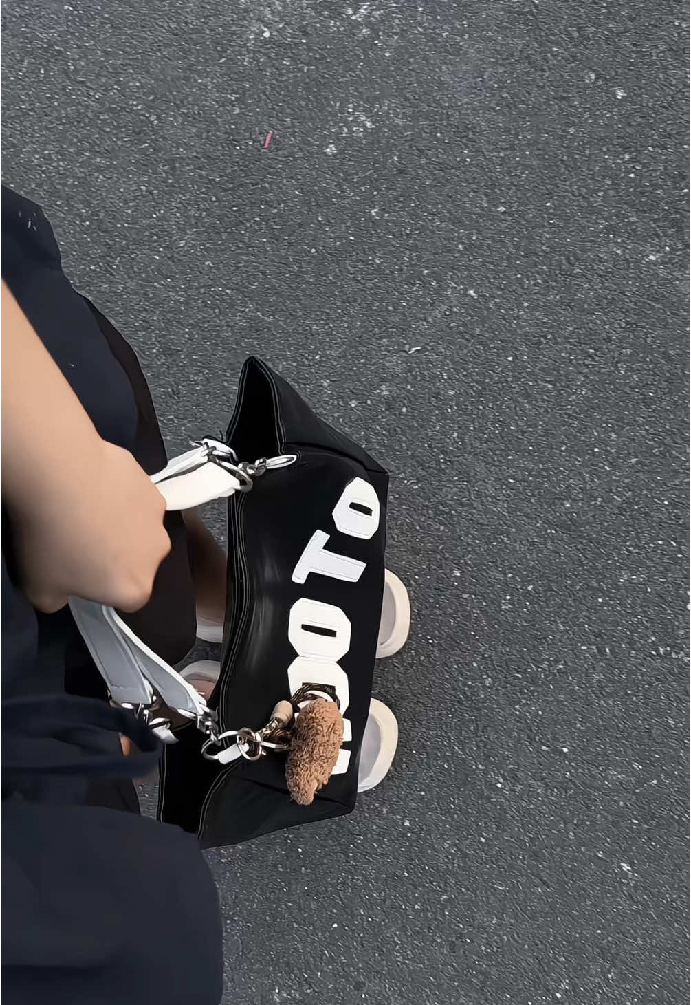 Túi tote công sở đeo vai #xuhuong #videoviral #xh #tuixach #tuideocheo #tuicongso #tuidichoi #tuitote 