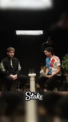davo en entre dos suculenta #davooxeneizetwitch #davooxeneize #lacobraa #mernuel #davoo #colombia #argentina #peru🇵🇪 #moski #lacobra #twitch #kickclips #bocajuniors #kick #futbol⚽️ #fyp #brunenger #brunengerclips #davooxeneizeclips #lacobraaa
