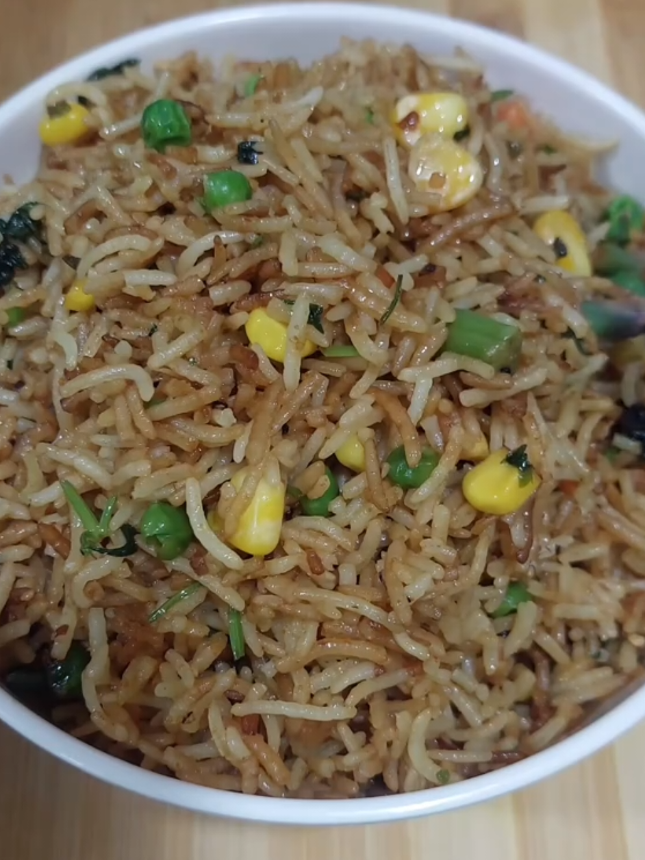 leftover friedrice  #fyp #EasyRecipe #Recipe #enjoy 