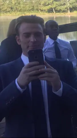 That fuckass iPhone #chrisevans #fuckassphone #fyppppppppppppppppppppppp #fyp 