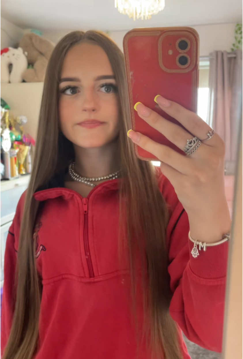 guess who’s back in sklllll 😛 #foryoupagе #irish #goviral #hannahisbae😜💗 #cialadhsmybsf💍💘 #fyp #relatable 