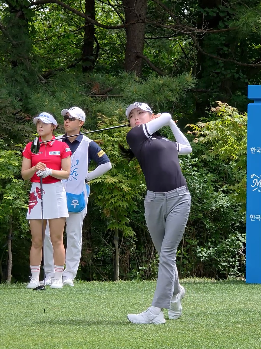 느껴져? 반복해서 보면 '헤드 무게'가 온다 #현세린 #klpga #golf #golftiktok #driverswing #ドライバースイング #shorta #