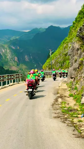 Nay grab nghỉ lên Hà Giang loop du lịch #giaitri #hagiang #hagiangloop #travelvietnam #mapileng 