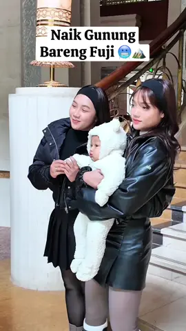 Fuji udah bawa bayi lucu 🐑@Fujiiian  #GlowcationChongqing 
