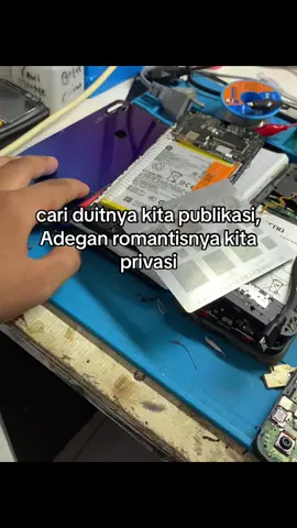 Haha #fyppppppppppppppppppppppp #berandatiktok #berandafypシ #service #hp #teknisihp #fyppppppppppppppppppppppp #yaniphonecell