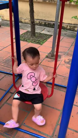 Em bé iuuuu 💋💋💋 #tatfamily #tuoitho #binhyen #capcut #xuhuong 