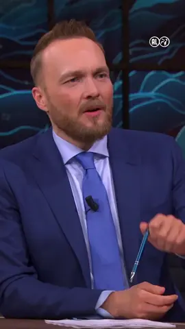 Noa Lang kwam nu echt in de problemen! | LUBACH | Alle rechten van dit materiaal behoren toe aan de makers van 'Lubach'. Volledige afleveringen kijk je op RTL4. #LUBACH #ARJEN #arjenlubach #RTL4 #ajax #psv #voetbal #sport
