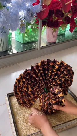 Bentuk burung merak dari kain panjang #tutorial #tutorialhantaran #tutorialseserahan #seserahanglory #gloryhantaran 