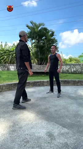 Hướng dẫn tự vệ #fyp #xuhuong #selfdefense #giaitri #vesisos
