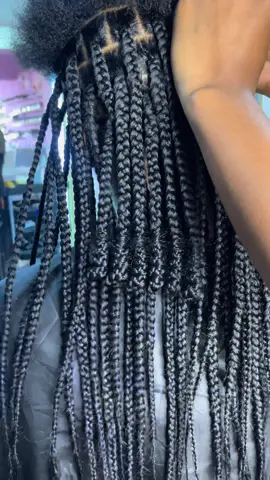 How to Barrel / Bantu knot the end of braids #celoriaa #braids #trendybraids #salondebeauté_ambohipo #tresses #barrelbraidstyles 