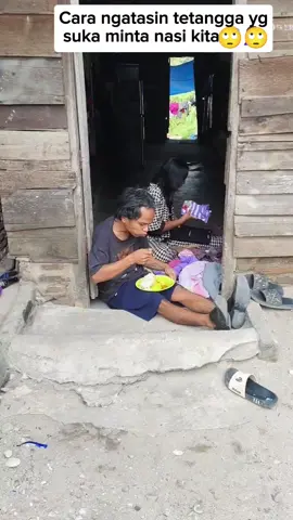 Cara ngatasin tetangga suka minta nasi kita 🙄🙄🙄  #fyp #vinahan  #viral  #videolucu  #videoviral  #katakatalucu  #komedi